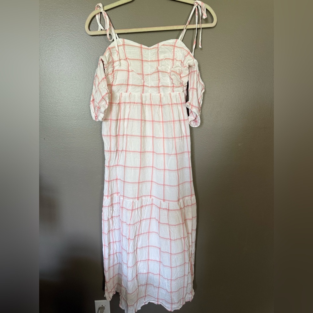 Lightweight White Maxi Dress with Pink Windowpane Check